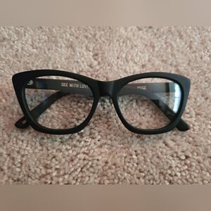 Elegant Black Cat-Eye Glasses